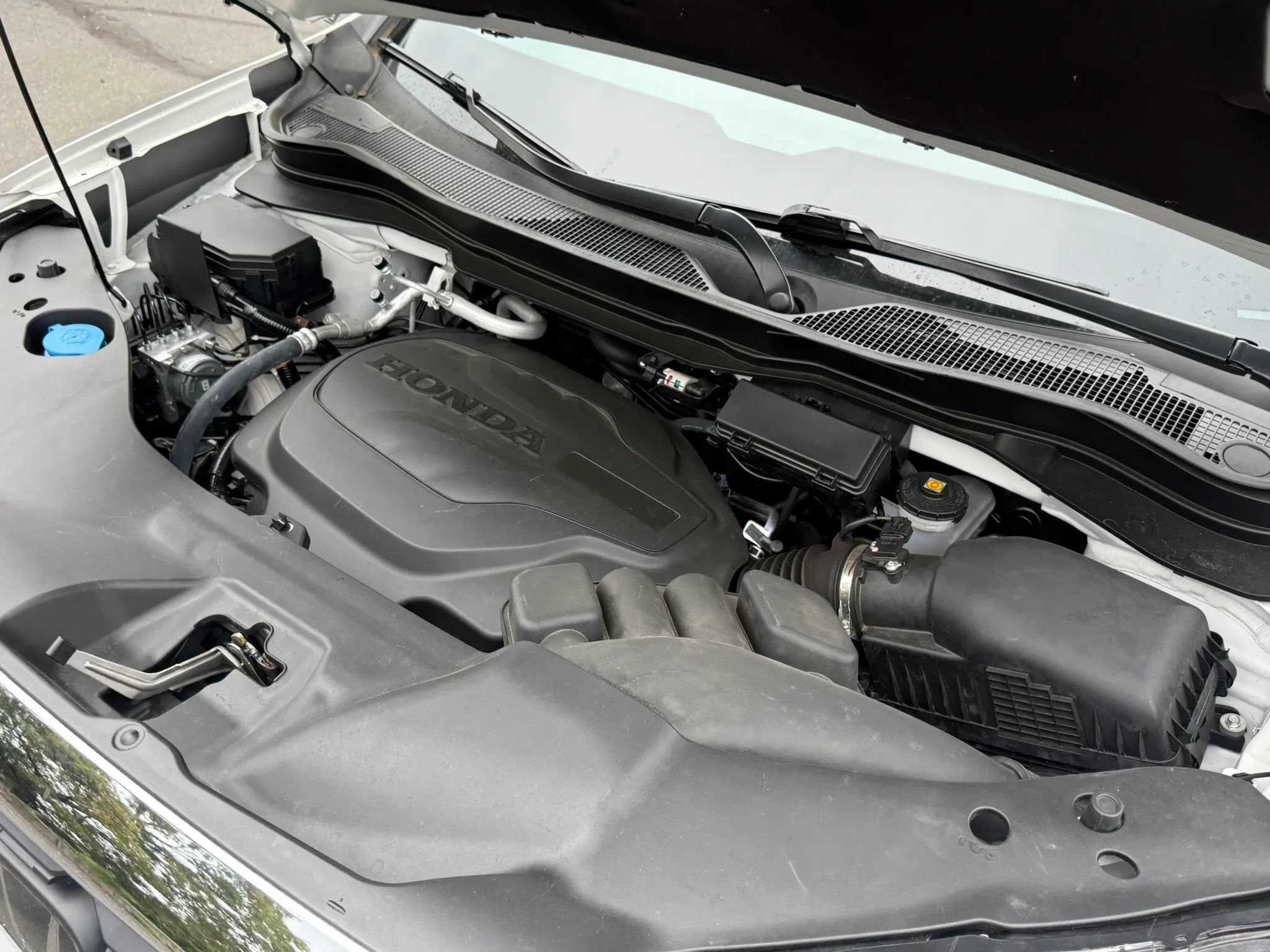 Used 2024 Honda Passport EX-L image 32