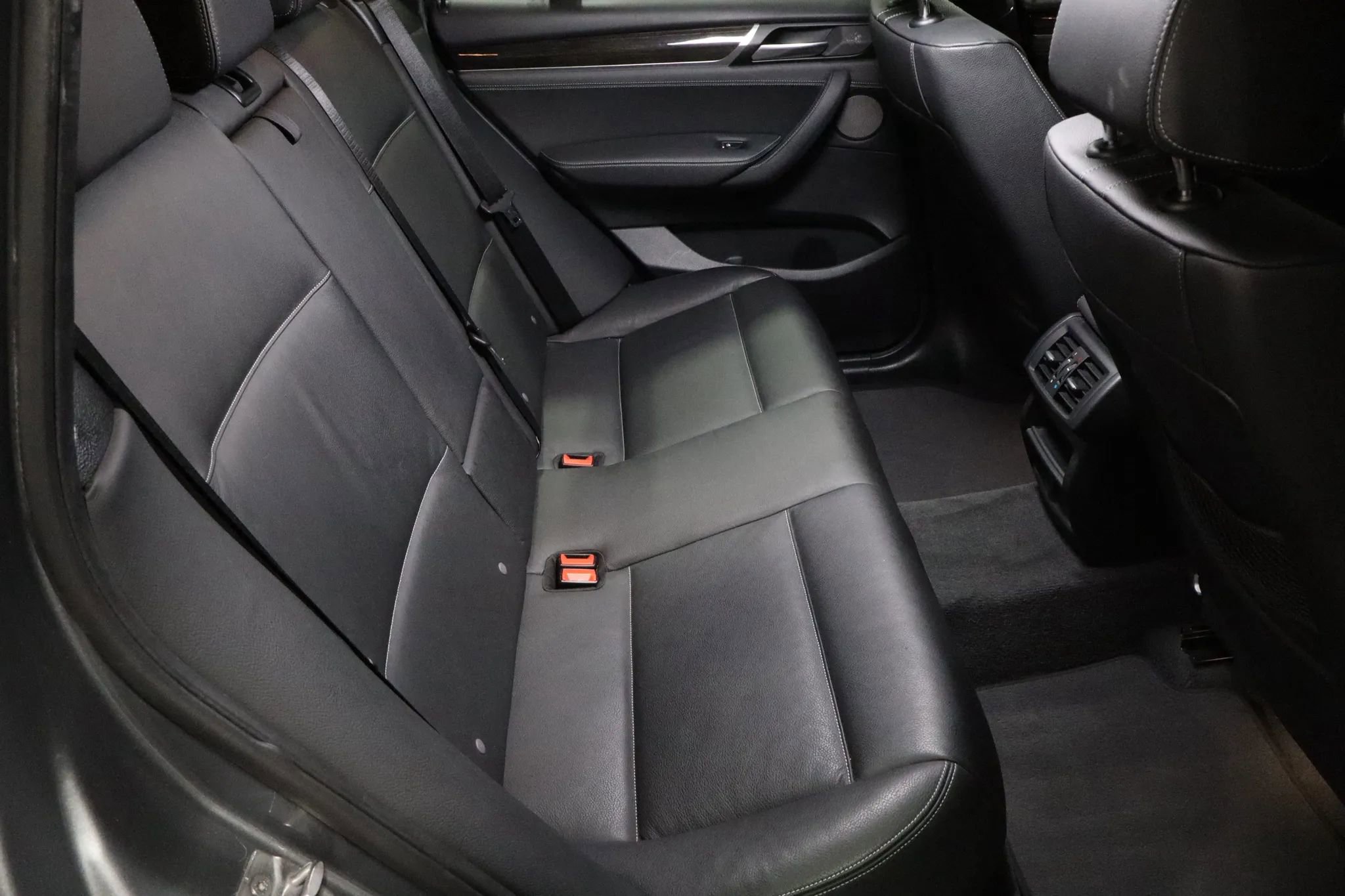 Used 2017 BMW X3 sDrive28i image 14