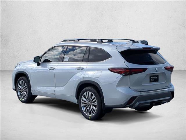 New 2026 Toyota Highlander Platinum image 8