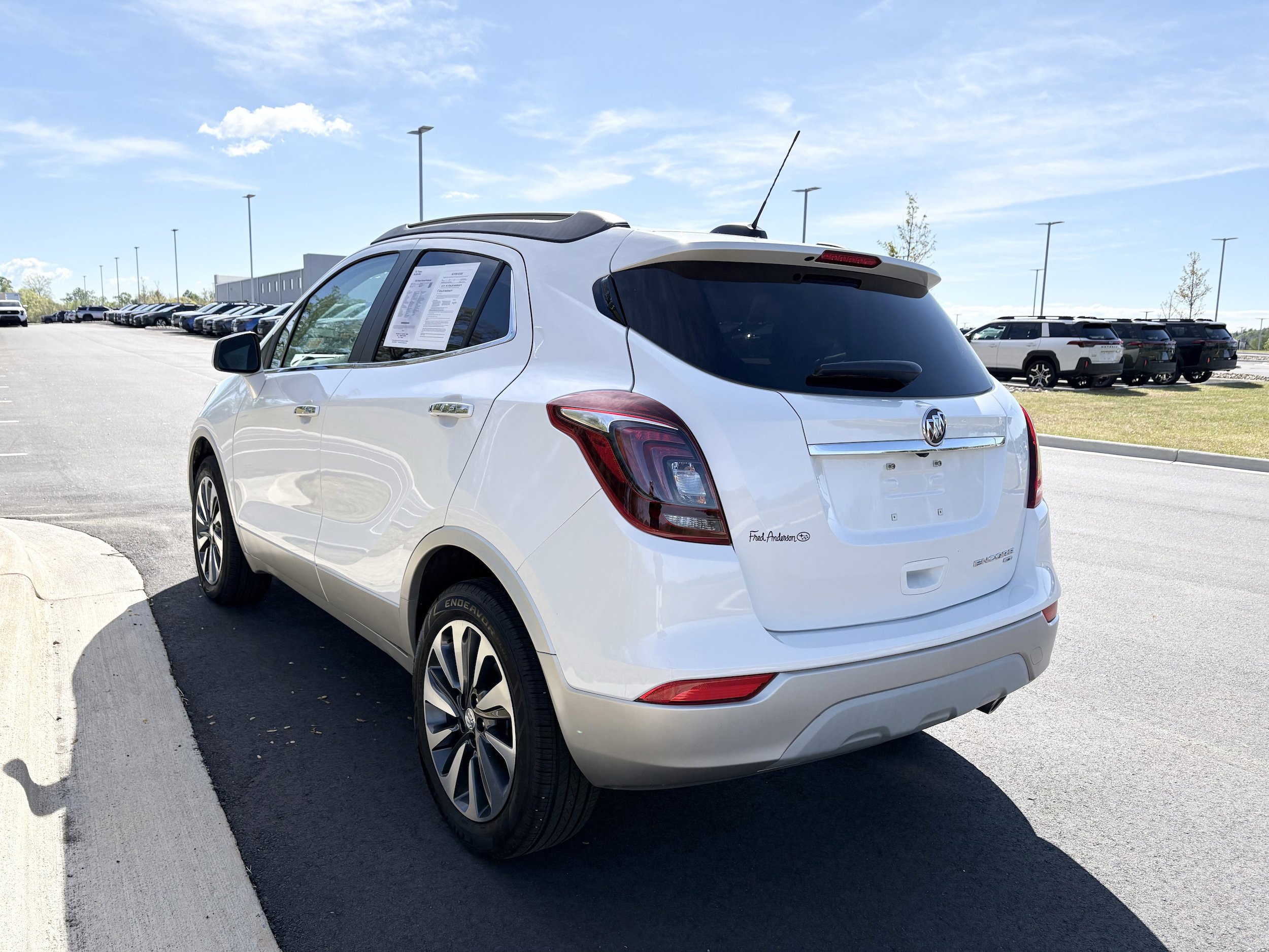 Used 2022 Buick Encore Preferred w/ Safety Package image 6