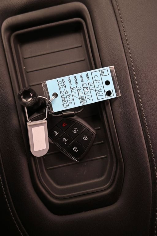 Used 2024 Chevrolet Suburban LT image 20