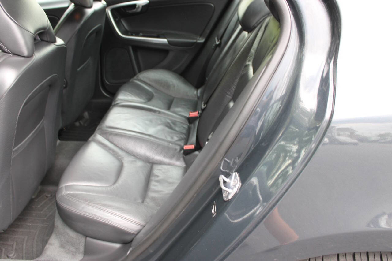 Used 2014 Volvo S60 T5 AWD/4WD image 10