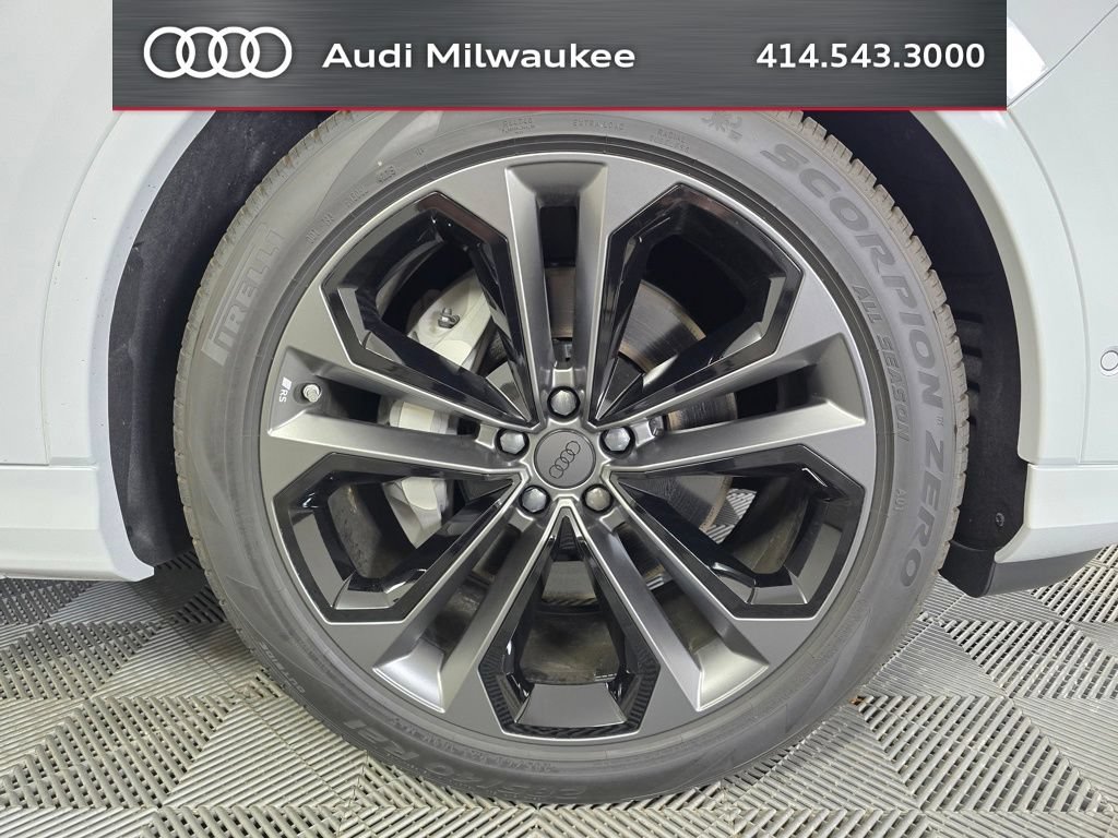 New 2026 Audi Q7 3.0T Premium Plus AWD/4WD image 2