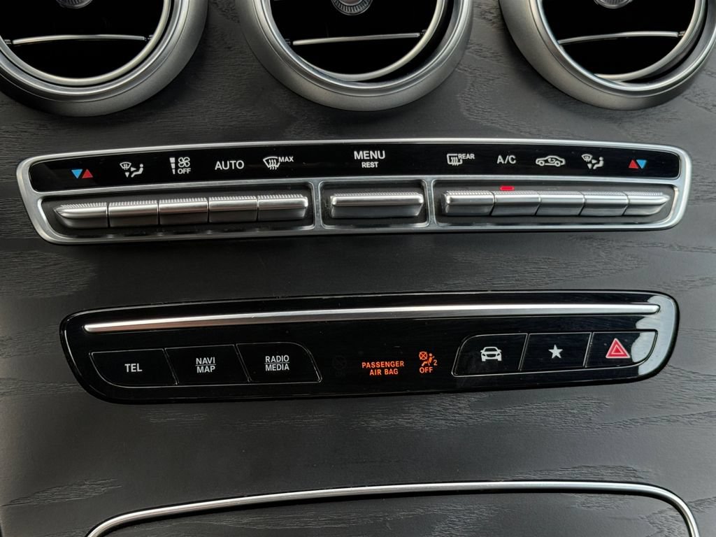 Used 2021 Mercedes-Benz GLC 63 AMG 4MATIC image 17