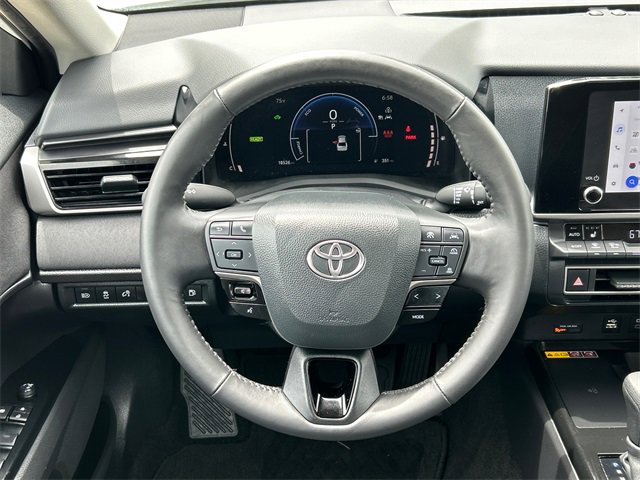 Used 2025 Toyota Camry LE image 16