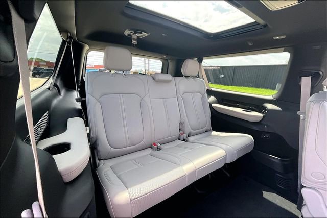 New 2026 Jeep Grand Wagoneer L Summit image 28