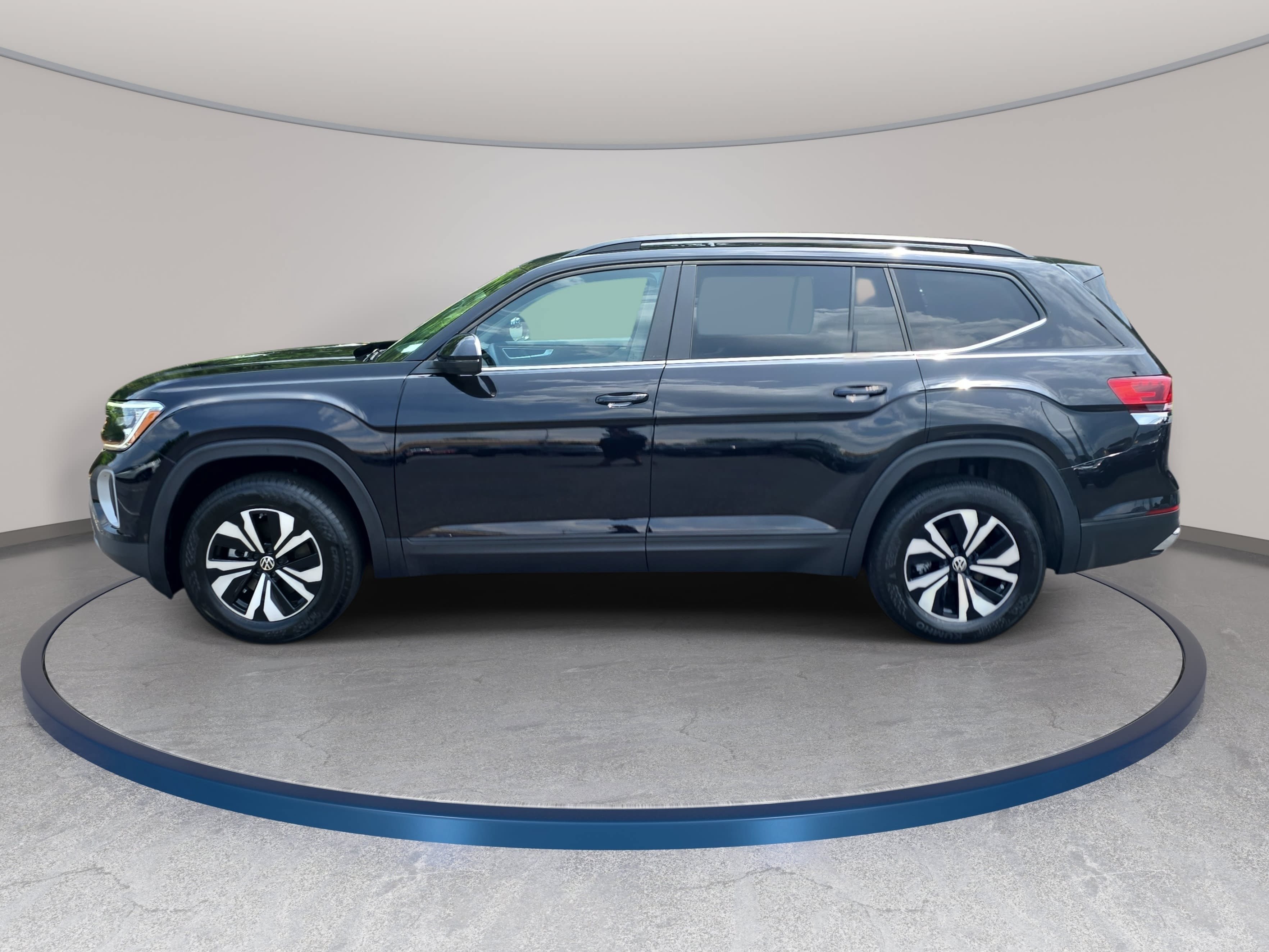 Used 2026 Volkswagen Atlas SE AWD/4WD image 8