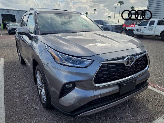 Used 2026 Toyota Highlander Platinum