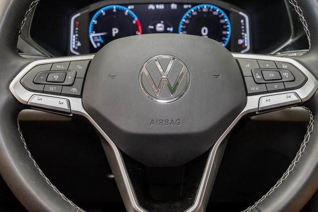 Used 2023 Volkswagen Taos SEL AWD/4WD image 13