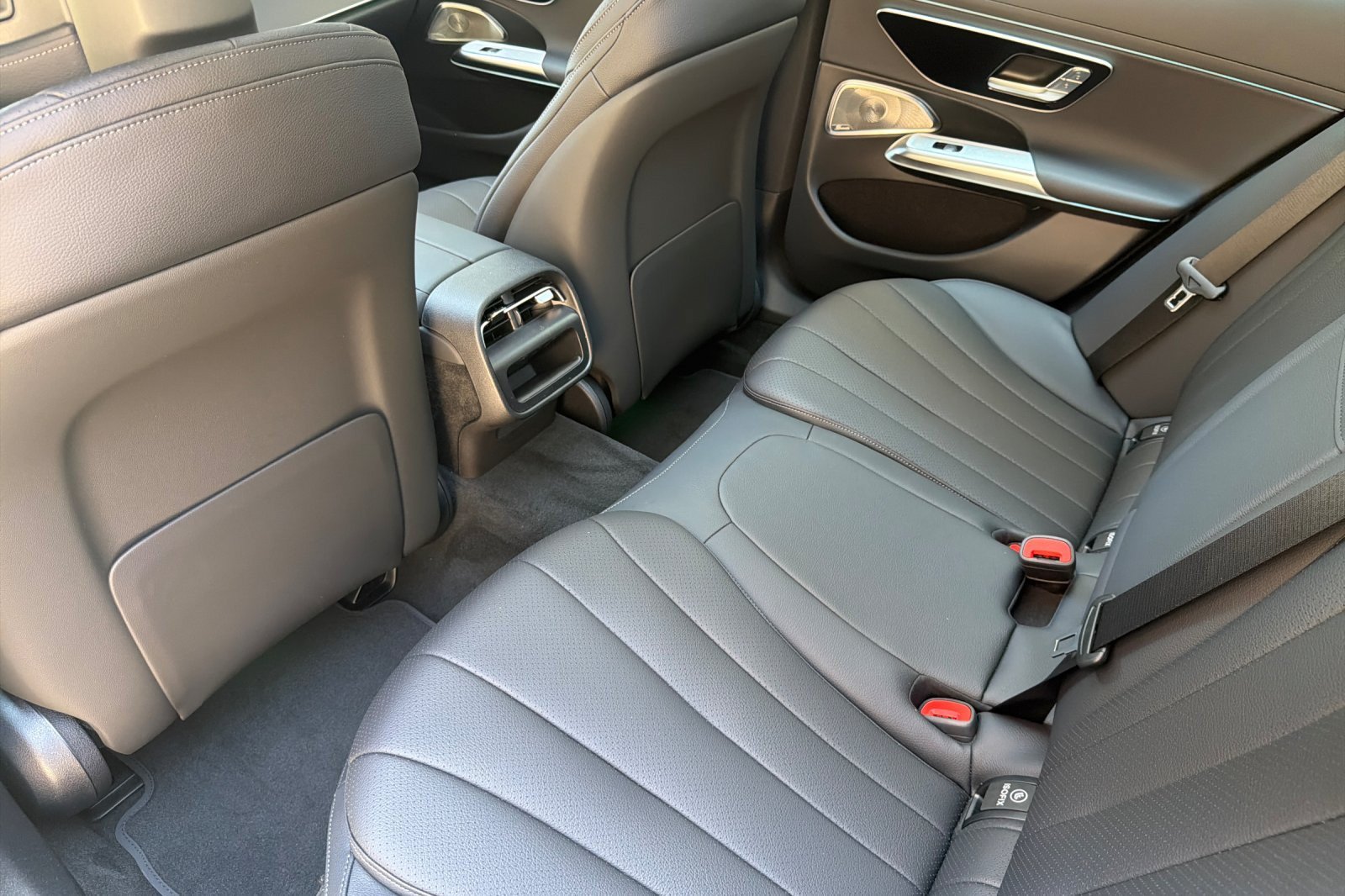 New 2026 Mercedes-Benz E 350 Sedan image 11