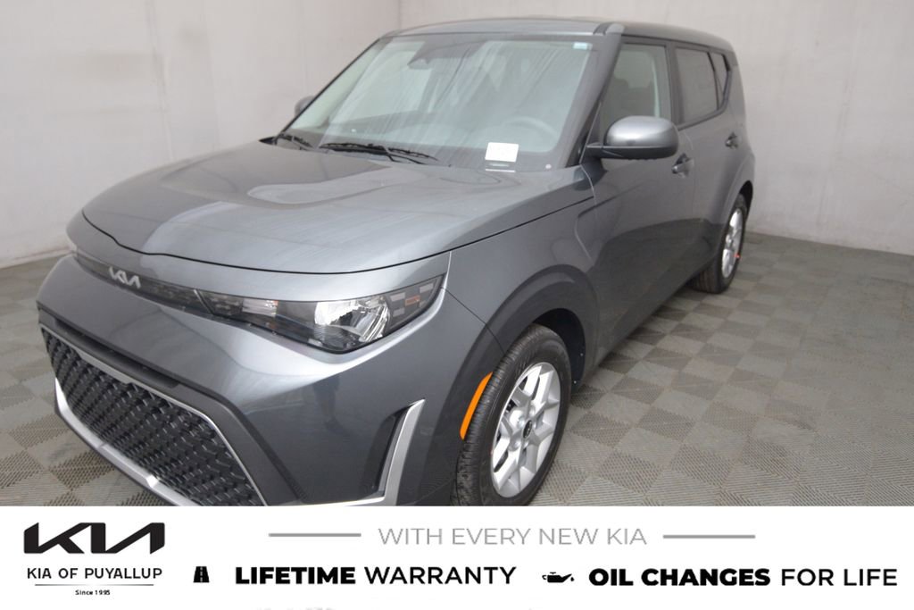 New 2025 Kia Soul LX