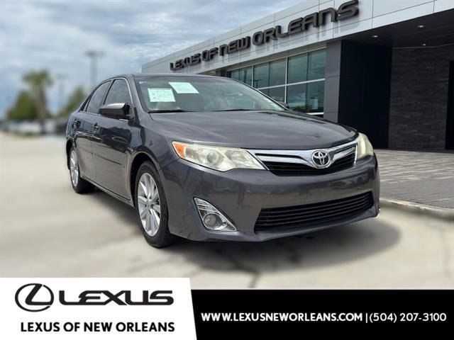 Used 2014 Toyota Camry XLE FWD image 1