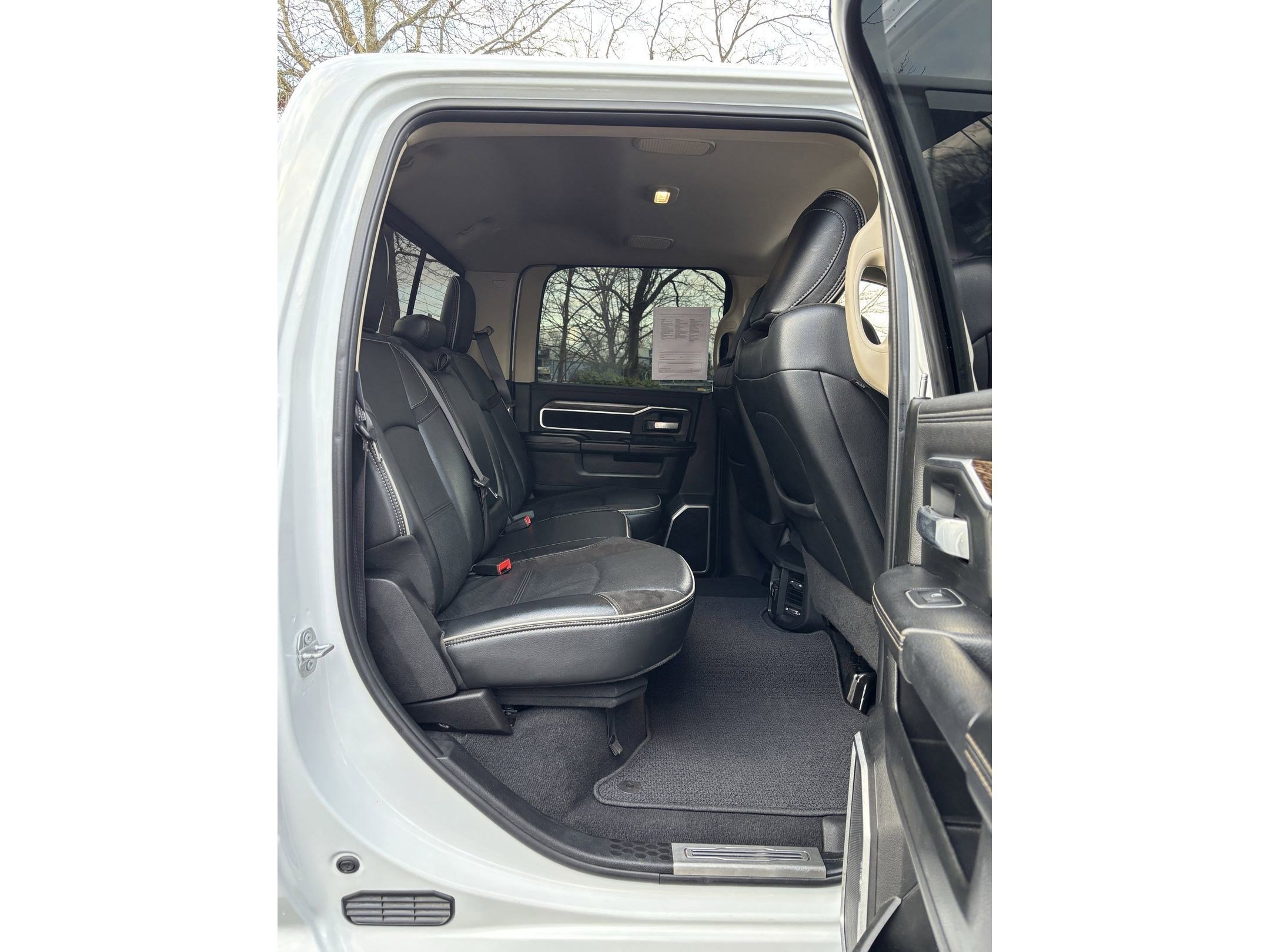 Used 2020 RAM 2500 Laramie image 13