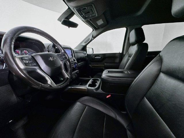 Used 2021 Chevrolet Silverado 1500 RST w/ Redline Edition AWD/4WD image 18