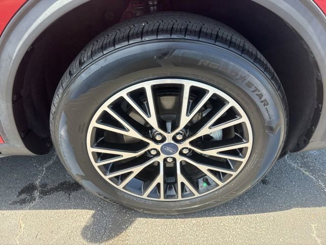 Used 2022 Ford Escape SEL w/ Technology Package image 13