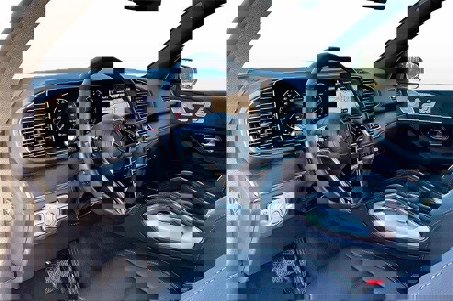 Used 2025 Mercedes-Benz GLE 350 4MATIC image 20