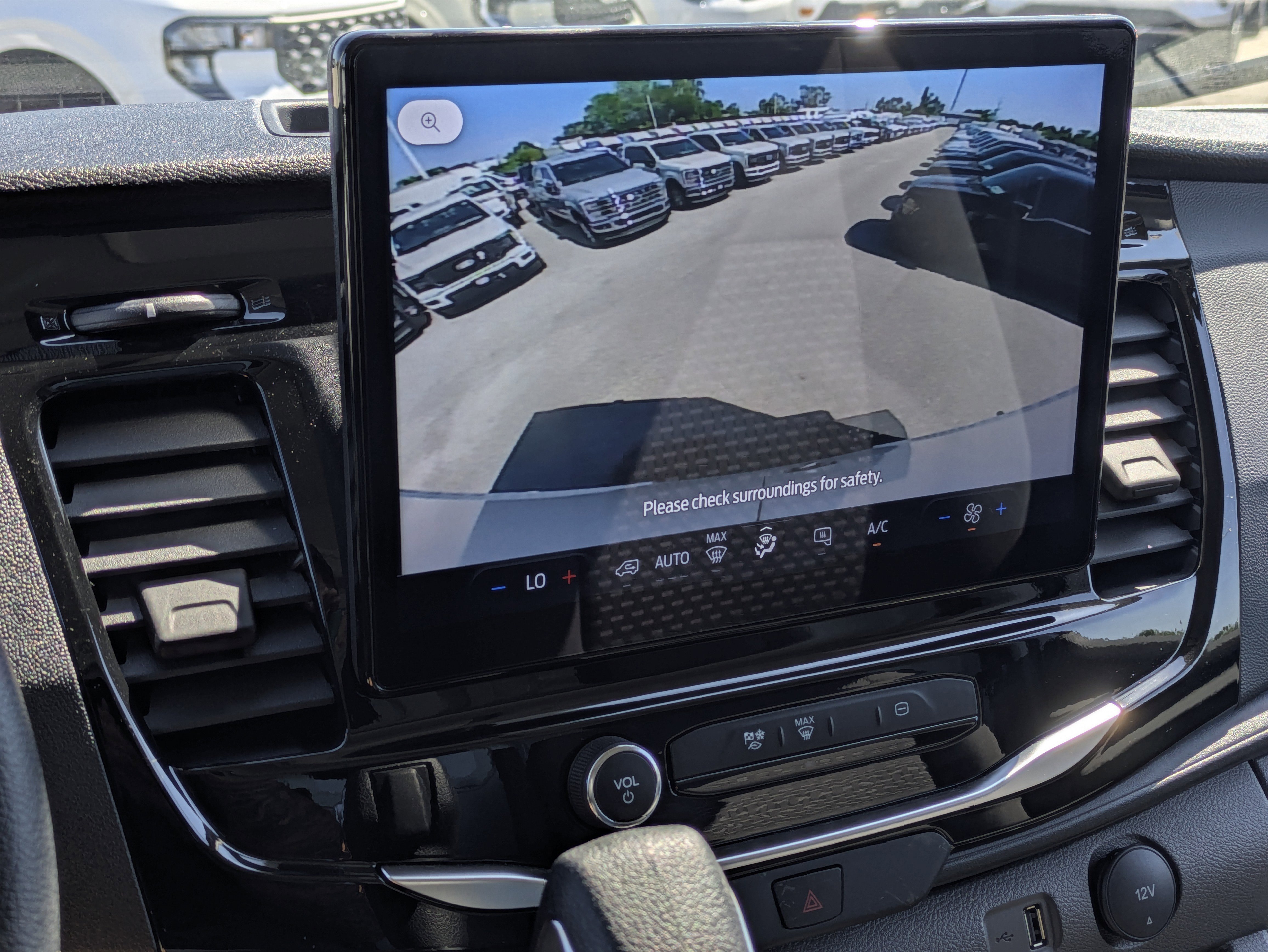 New 2025 Ford Transit 350 w/ Interior Upgrade Package image 25