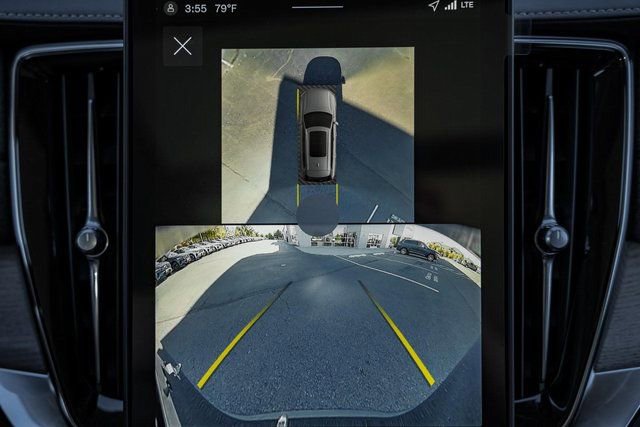 New 2026 Volvo XC90 B6 Plus w/ Protection Package Premier image 39