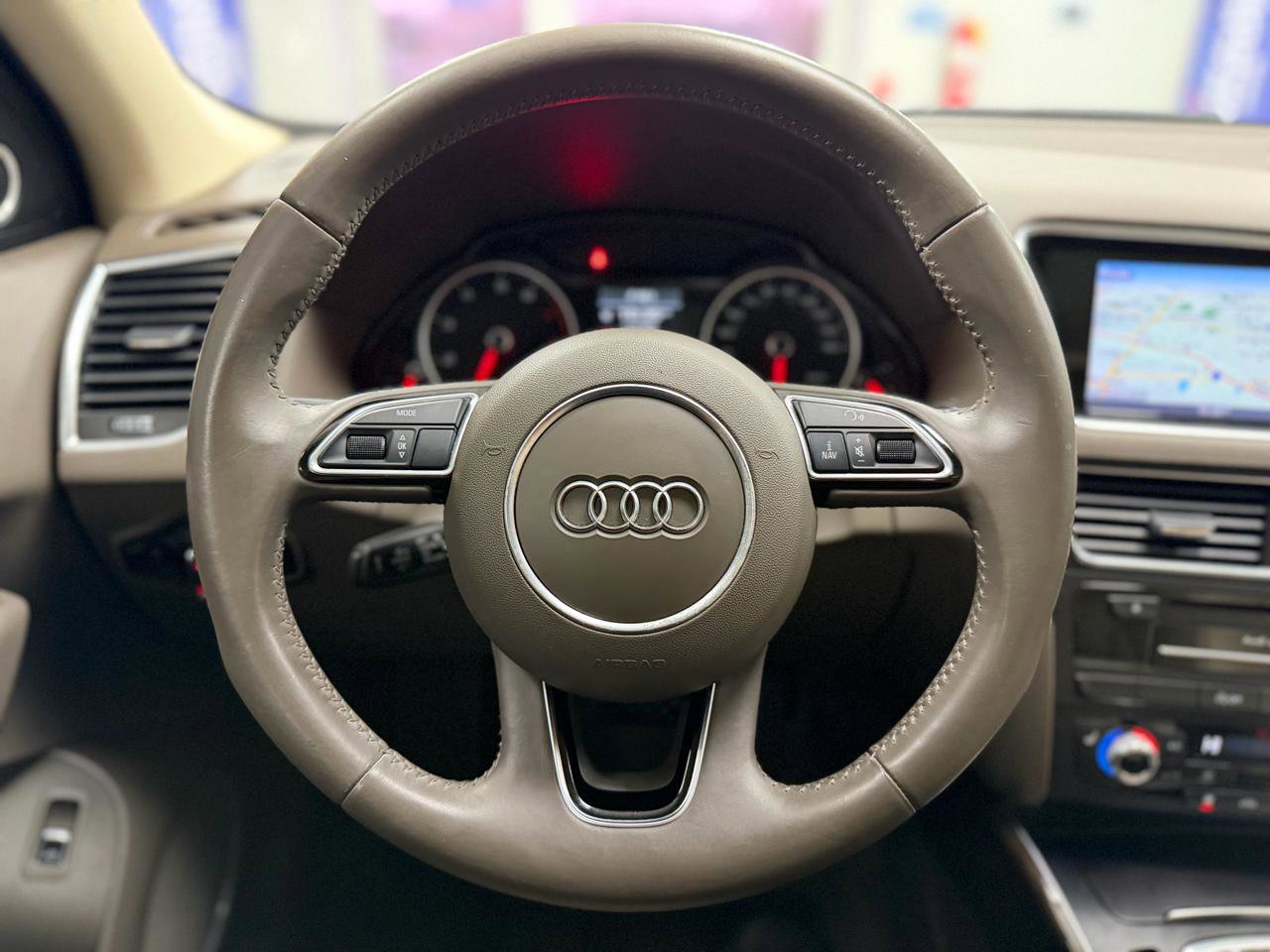 Used 2016 Audi Q5 3.0T Prestige image 17