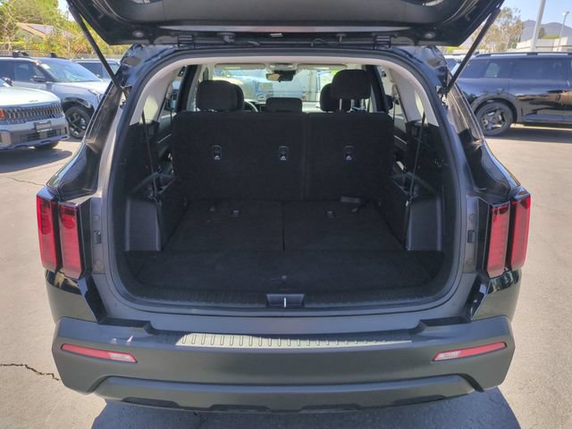 Used 2023 Kia Sorento LX FWD image 31