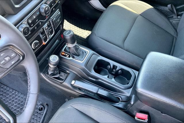 Used 2023 Jeep Gladiator Sport AWD/4WD image 14