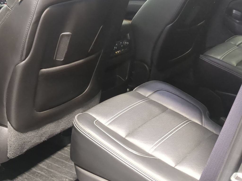Used 2016 GMC Yukon Denali w/ Open Road Package AWD/4WD image 22