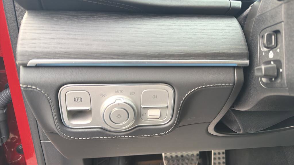 Used 2025 Mercedes-Benz GLE 53 AMG GLE 53 AMG image 25