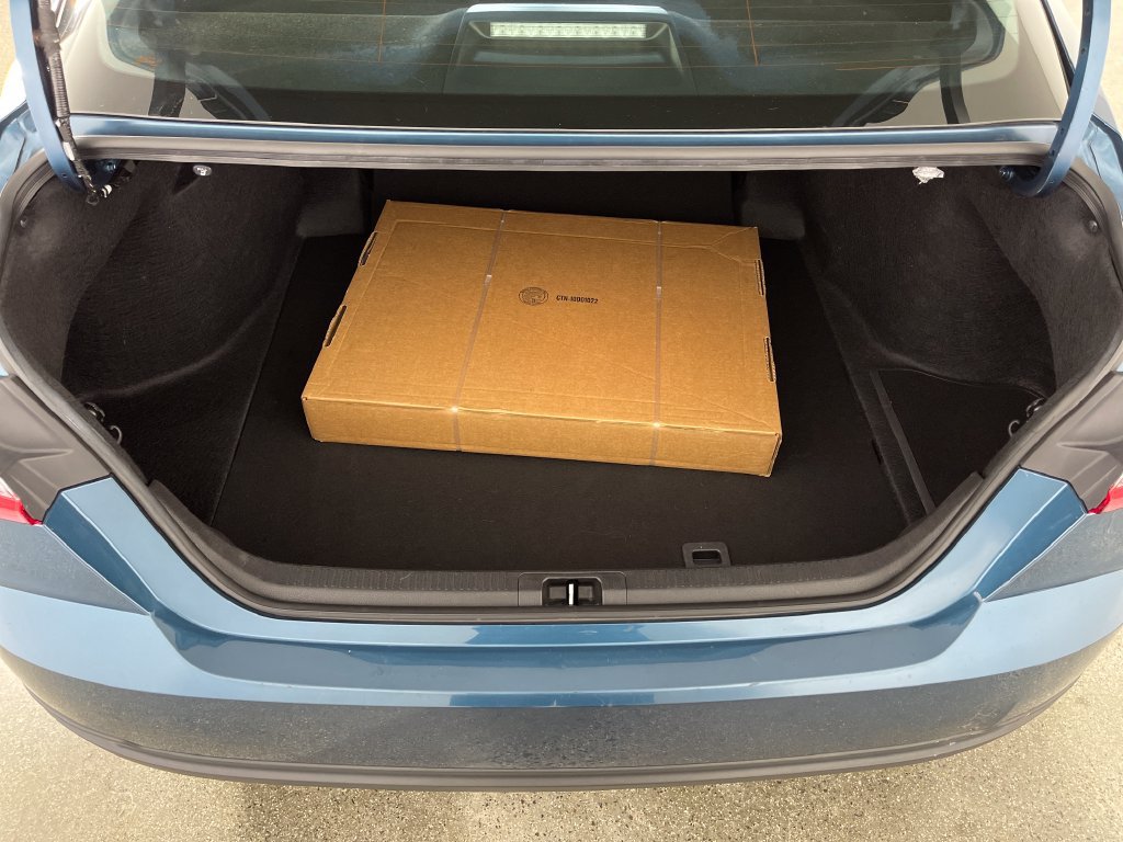 Certified 2025 Toyota Camry LE FWD image 10