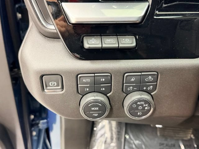 Certified 2025 Chevrolet Silverado 2500 LTZ w/ LTZ Premium Package AWD/4WD image 19