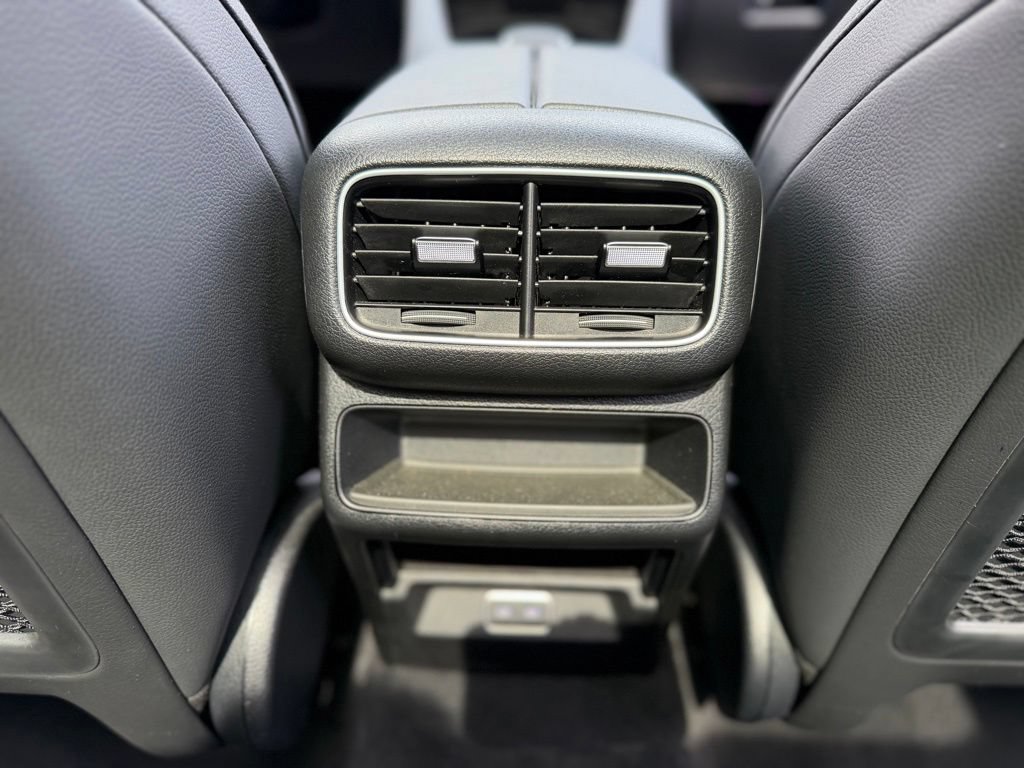 Used 2025 Mercedes-Benz GLE 350 4MATIC image 47