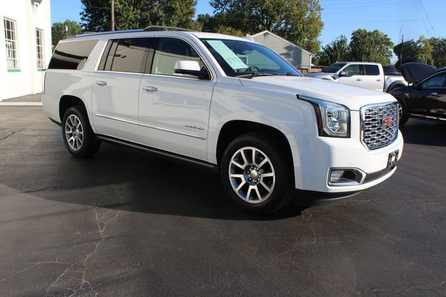 Used 2020 GMC Yukon XL Denali w/ Open Road Package image 11