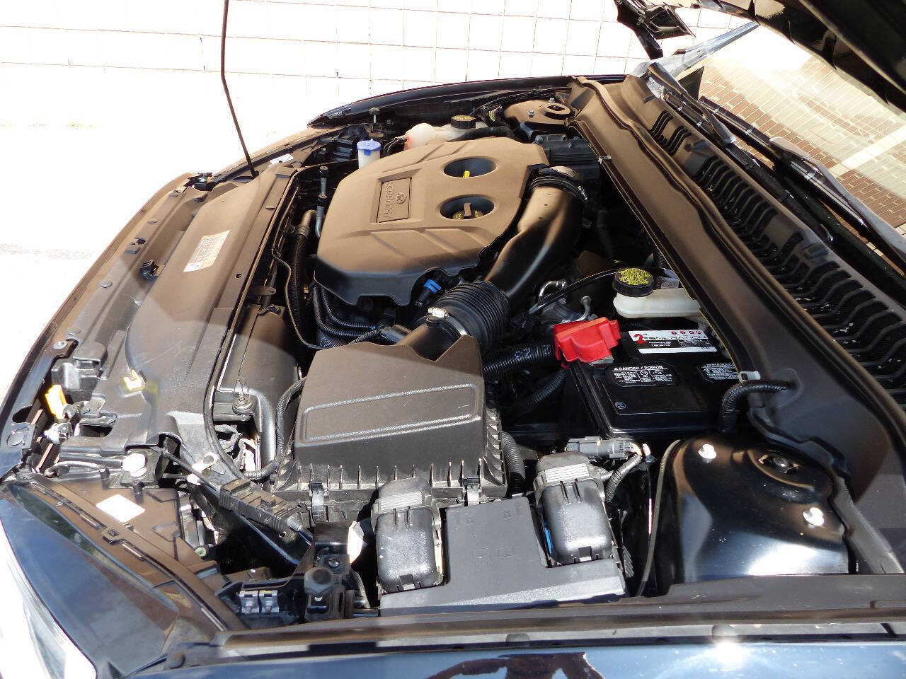 Used 2016 Ford Fusion Titanium FWD image 17