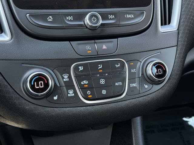 Used 2025 Chevrolet Malibu LT image 24