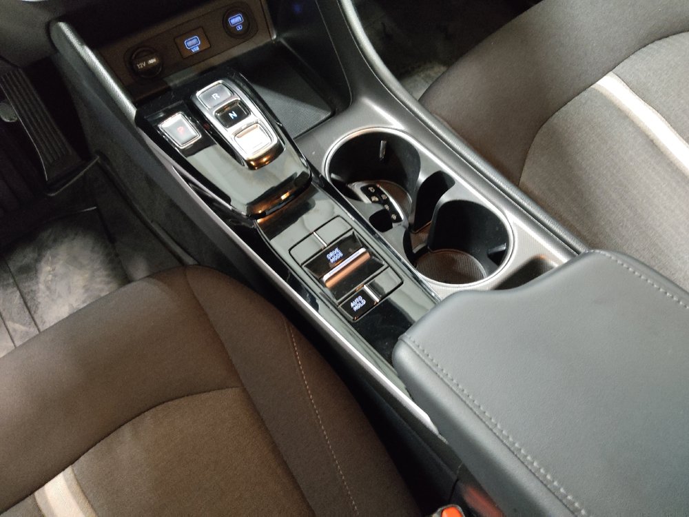 Used 2023 Hyundai Sonata SEL w/ Winter Weather Package FWD image 26