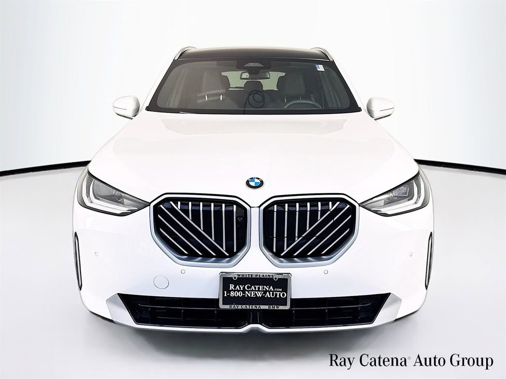 Used 2025 BMW X3 xDrive30i image 2