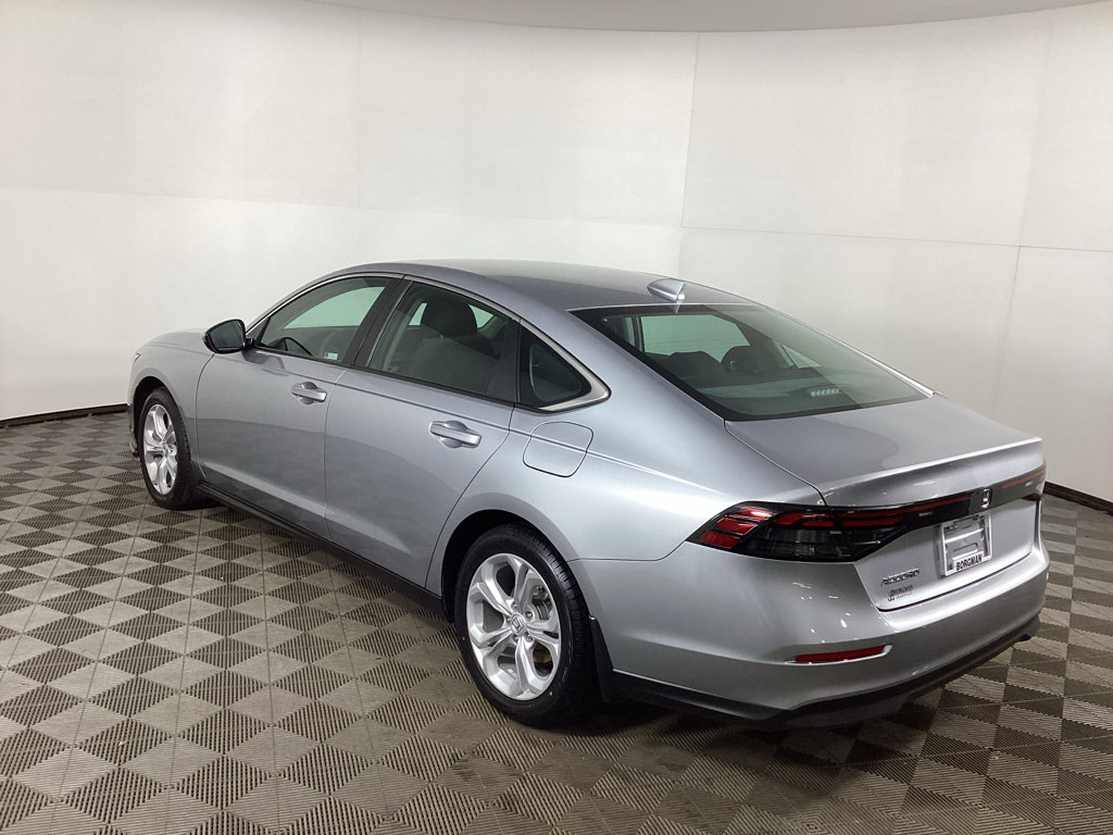 Used 2023 Honda Accord LX image 4