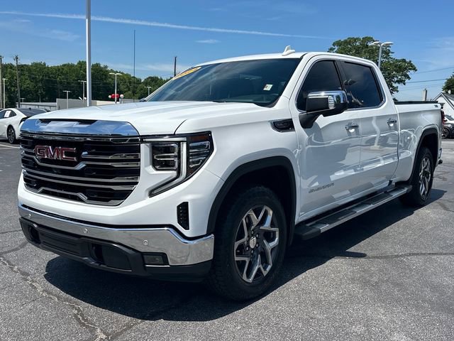 Used 2024 GMC Sierra 1500 SLT w/ SLT Convenience Package AWD/4WD image 7