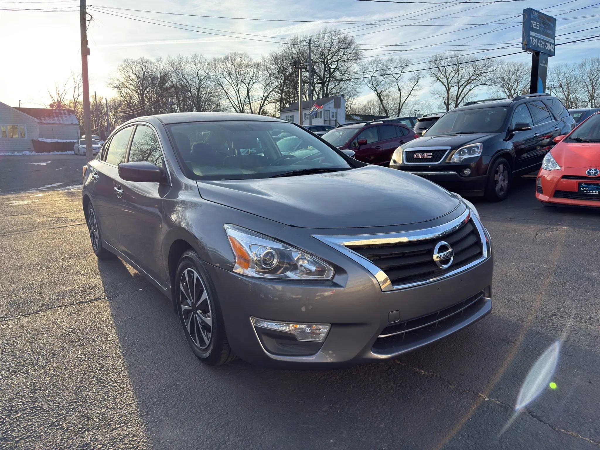 Used 2015 Nissan Altima 2.5 S w/ Power Driver Seat Package image 1