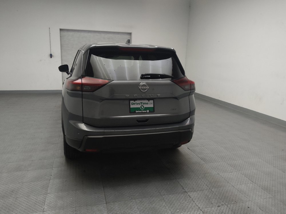 Used 2025 Nissan Rogue SV AWD/4WD image 6