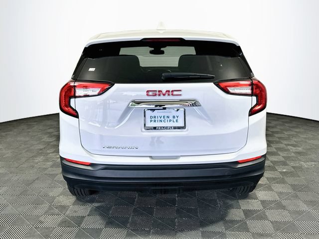 Used 2024 GMC Terrain SLE FWD image 7