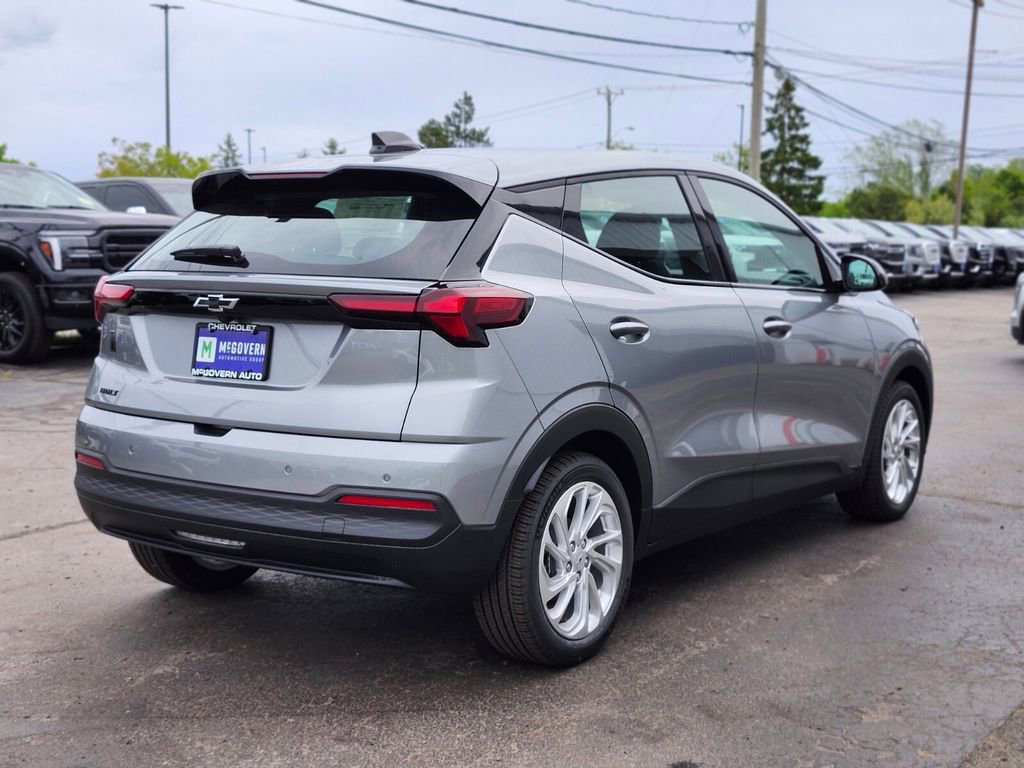 New 2027 Chevrolet Bolt LT FWD image 5