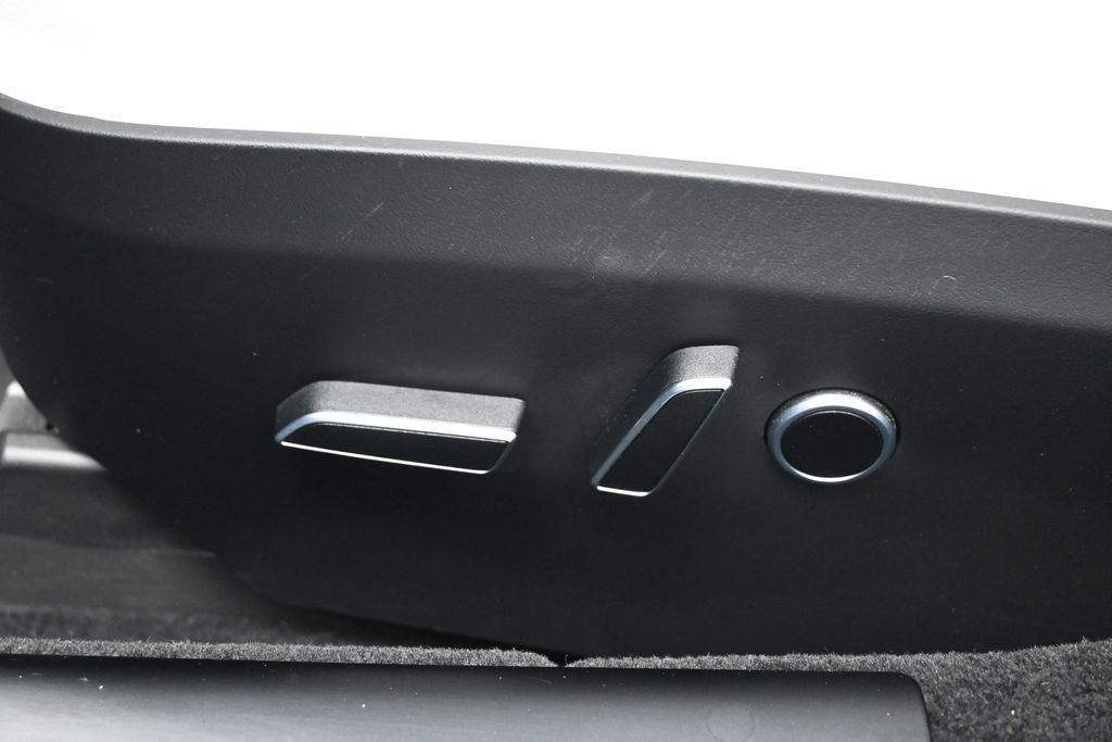 Used 2021 Tesla Model S Plaid AWD/4WD image 9