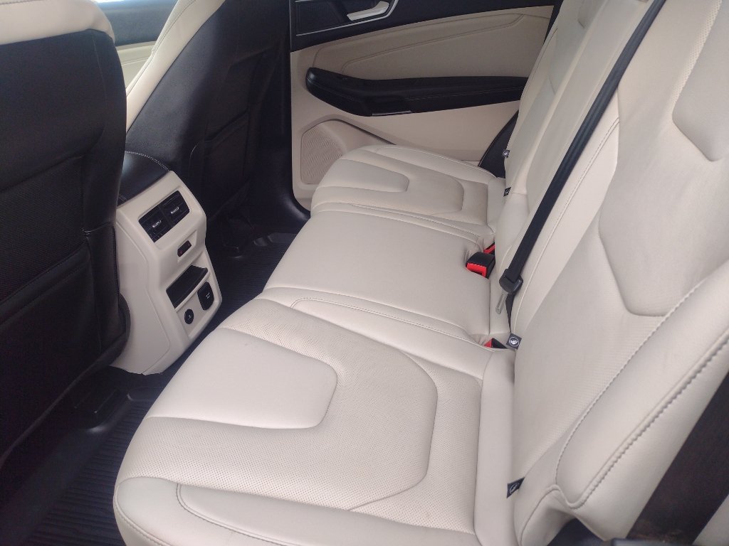 Used 2022 Ford Edge Titanium w/ Equipment Group 301A AWD/4WD image 20