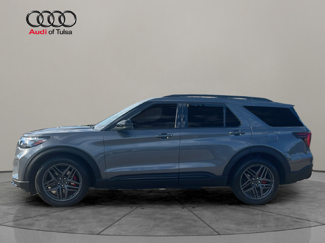 Used 2025 Ford Explorer ST w/ Sun And Sound Package AWD/4WD image 2