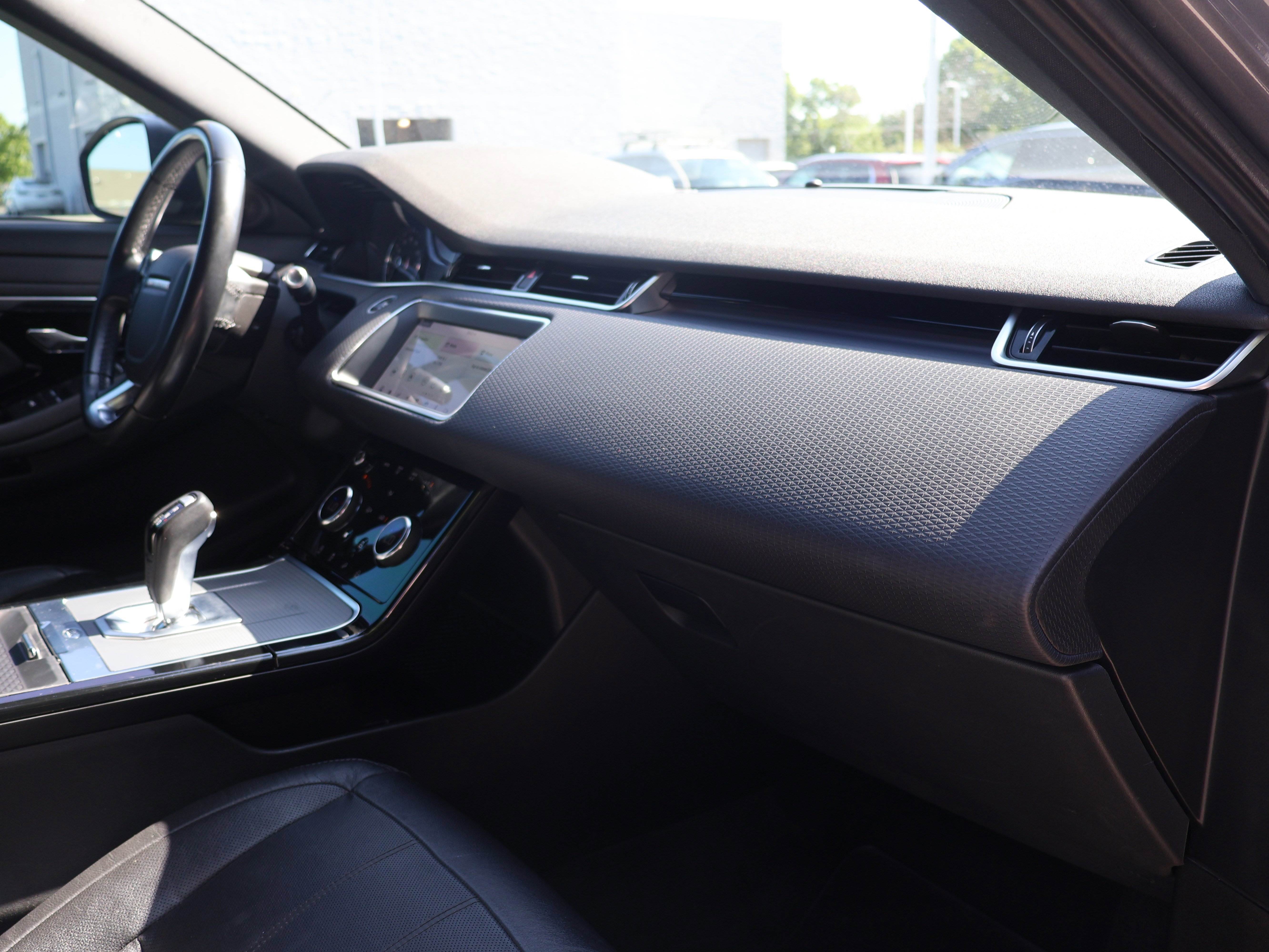 Used 2020 Land Rover Range Rover Evoque S AWD/4WD image 9