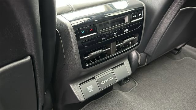Certified 2023 Acura MDX SH-AWD w/ Technology Package image 26
