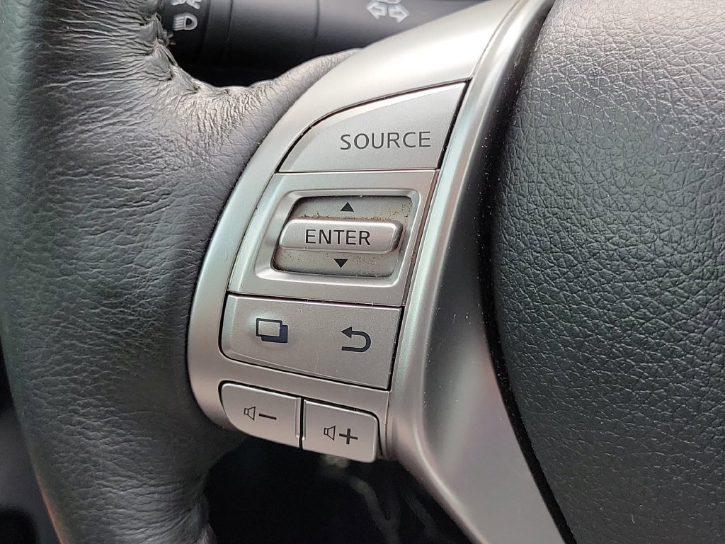 Used 2016 Nissan Altima 2.5 SL w/ 2.5 Technology w/LED Package FWD image 33