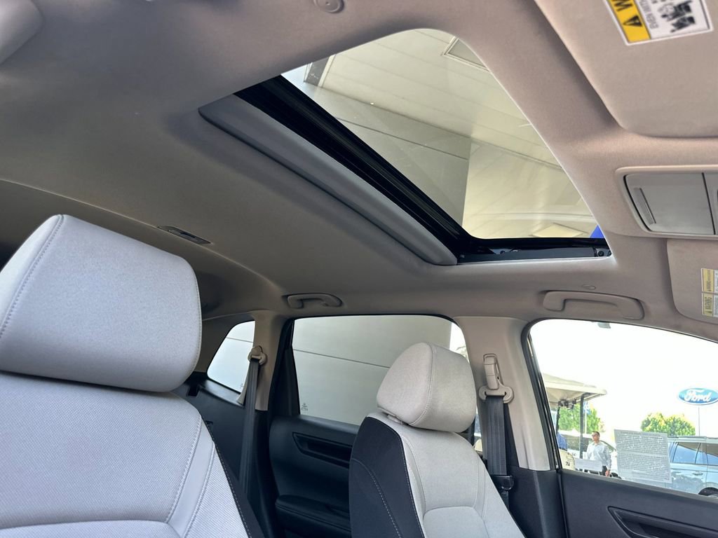Used 2025 Honda CR-V EX image 16