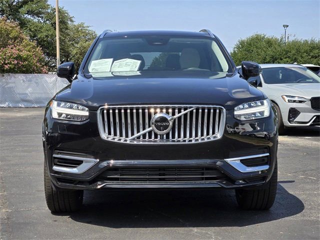New 2025 Volvo XC90 T8 Plus w/ Protection Package Premier image 9