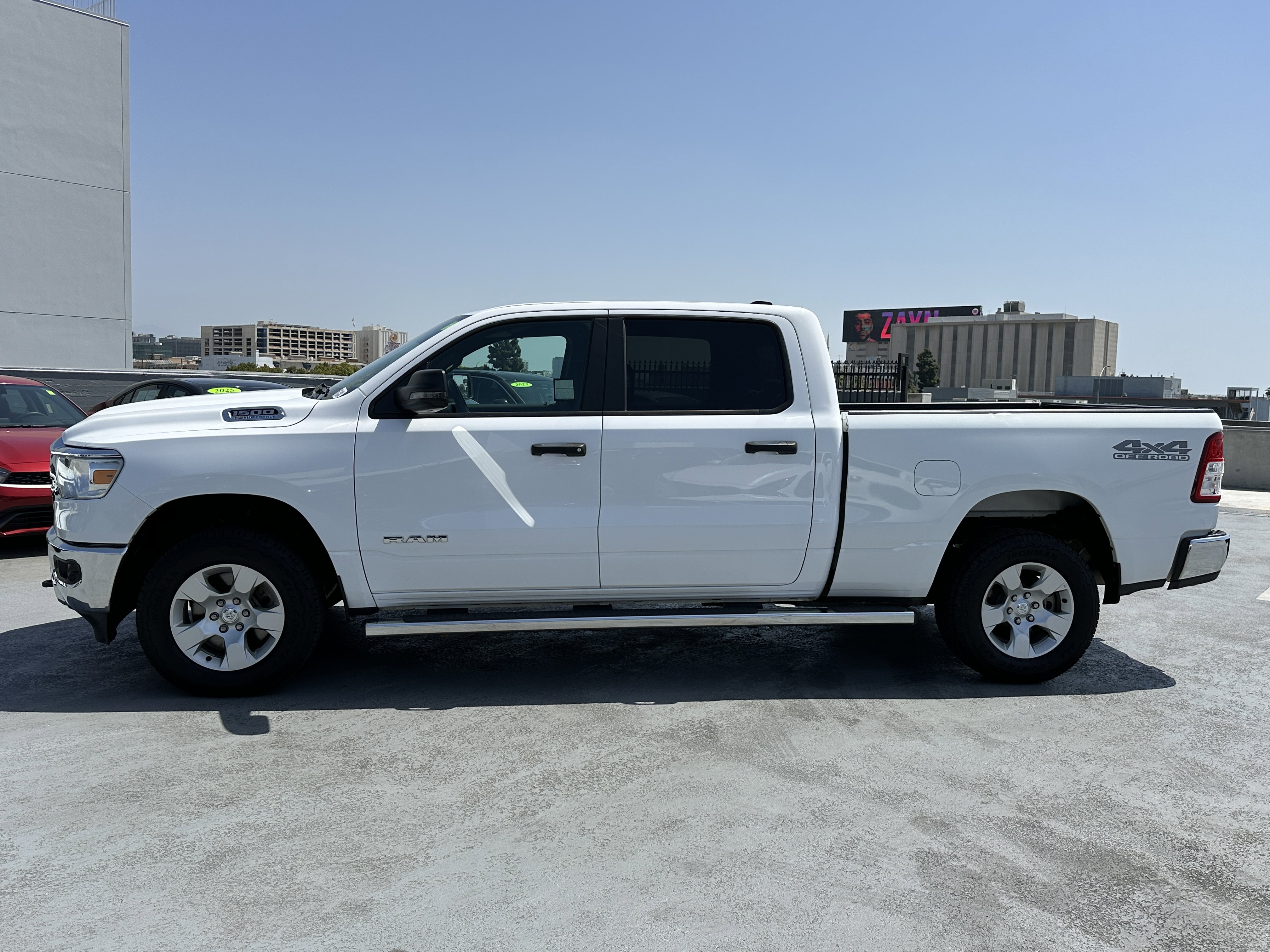 Used 2023 RAM 1500 Big Horn AWD/4WD image 3